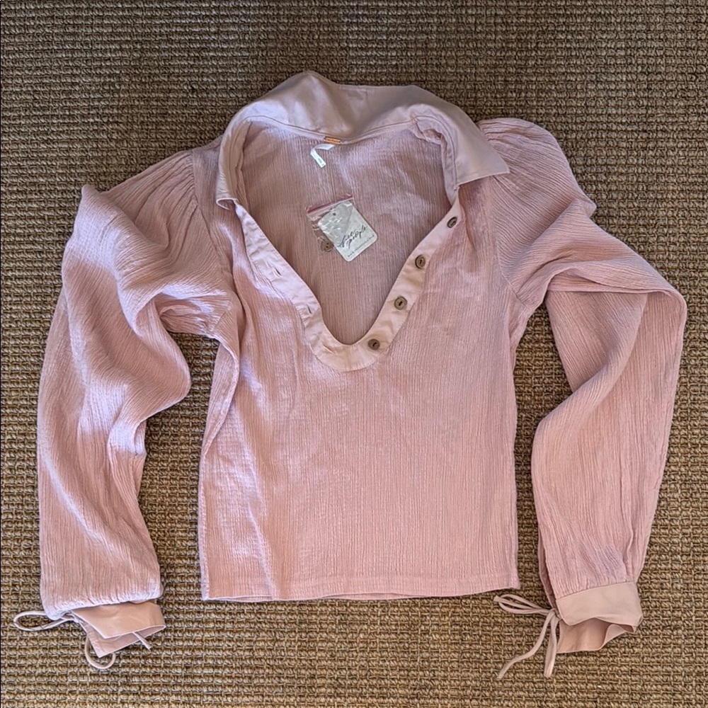 Free People Blush Pink small Button Front V scoop top